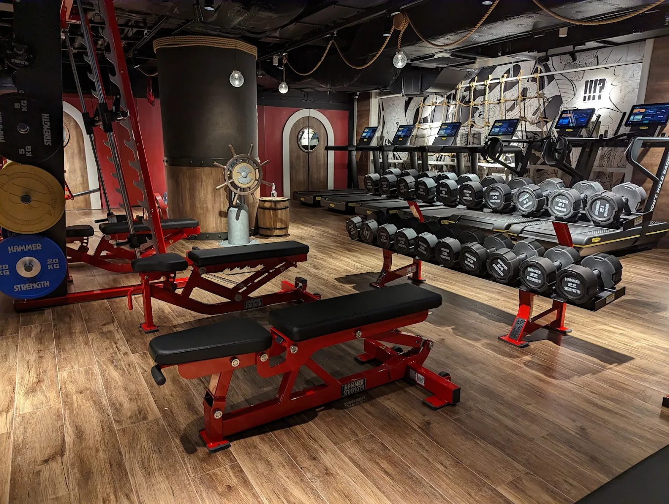 ONE PIECE FITNESS BragMen: the One Piece gym (Shibuya), Tokyo