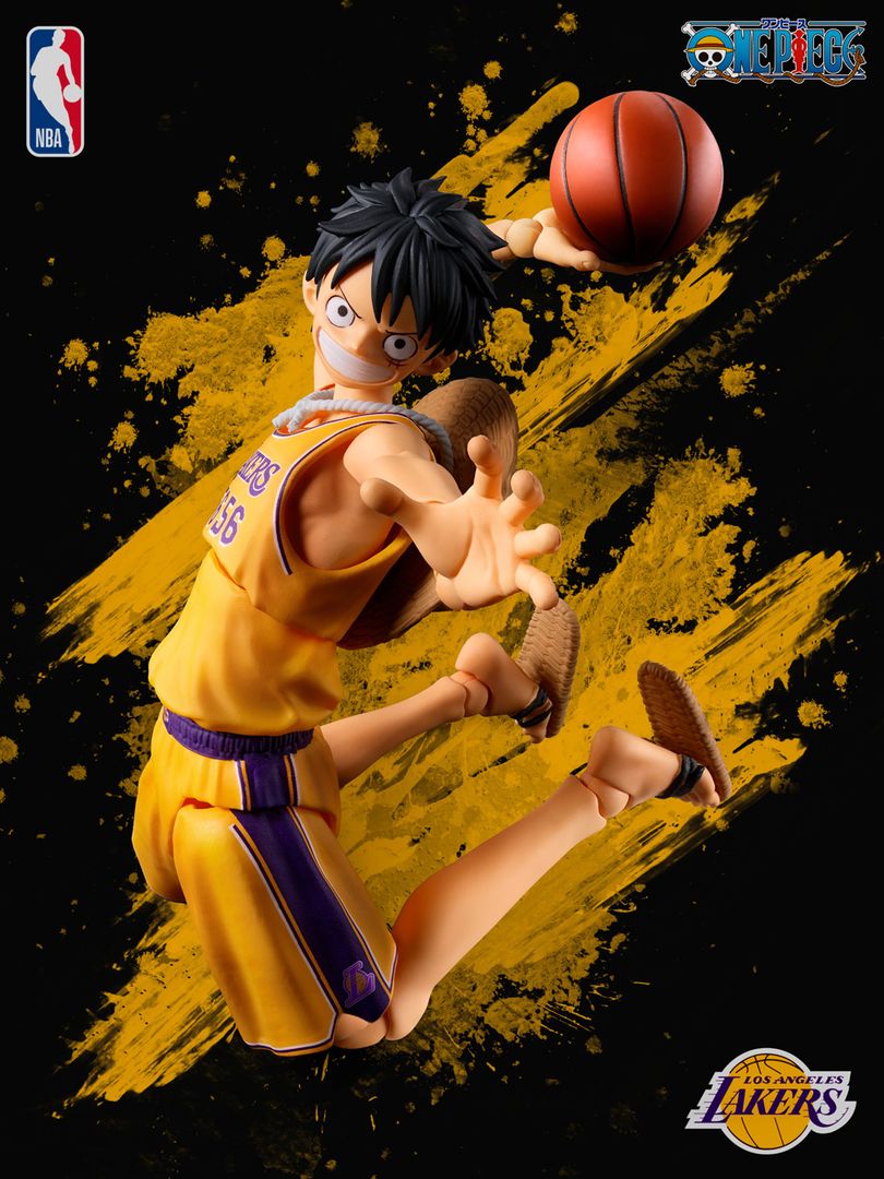 S.H.Figuarts Luffy in the Los Angeles Lakers uniform.